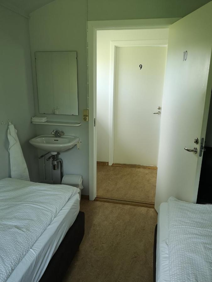 Nonsteinn Guesthouse Arnes  Экстерьер фото